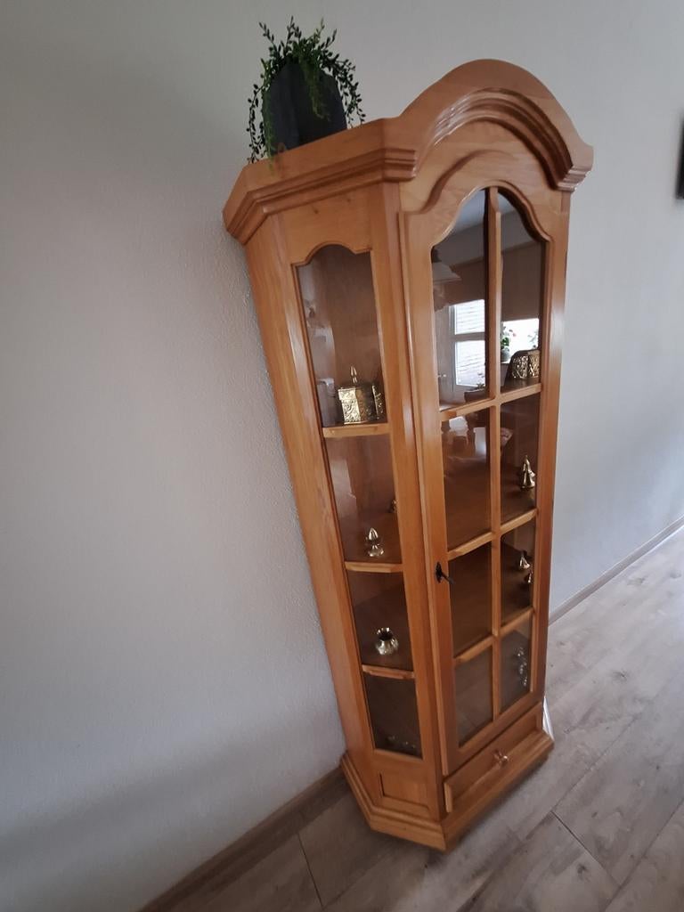 Zeer keurige vitrinekast blank eiken, Huis en Inrichting, Kasten | Vitrinekasten, Zo goed als nieuw, 150 tot 200 cm, 25 tot 50 cm