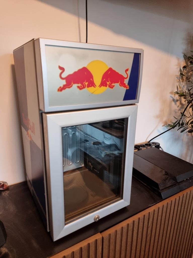 Red Bull Baby Cooler (Model: RBI-OBC1 ECO LED) defect, Minder dan 75 liter, Ophalen, Zonder vriesvak, Minder dan 85 cm