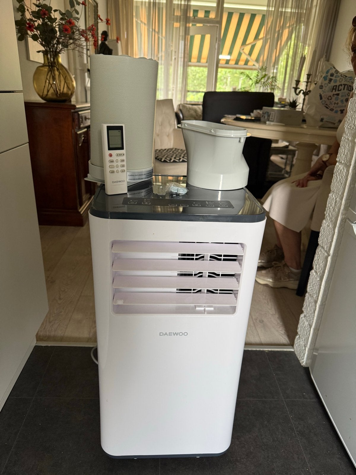 Daewoo Mobiele Airconditioner met Afstandsbediening, Witgoed en Apparatuur, Airco's, Ophalen, Gebruikt, Minder dan 60 m³, 3 snelheden of meer