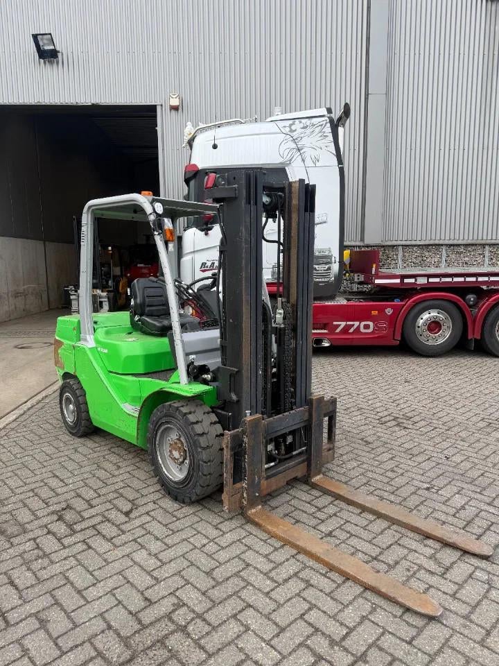 Cesab M330D (bj 2015), 2000 tot 3000 kg, Diesel, Heftruck, CESAB