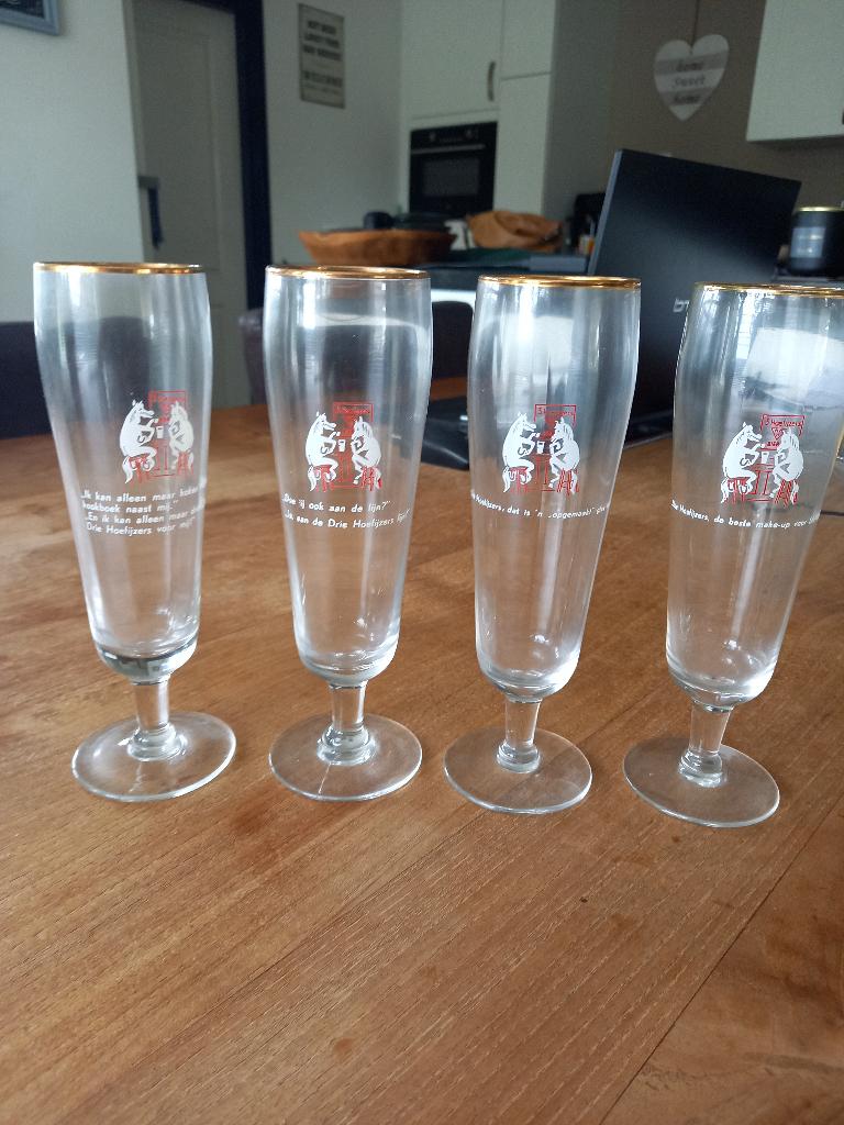vier stuks 3 hoefijzers glazen, Ophalen, Zo goed als nieuw, Glas of Glazen, Overige merken
