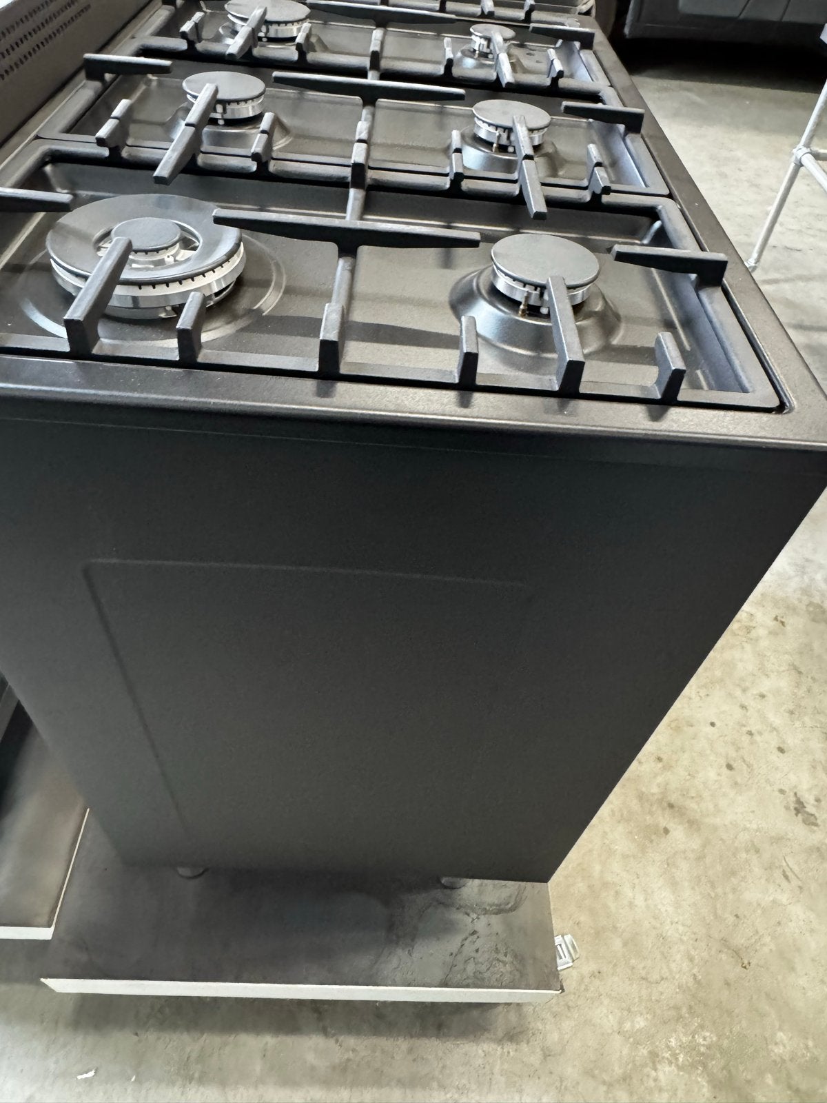 Bertazzoni Gasfornuis 90cm Mat Zwart 6 Branders Oven A, Ophalen, 60 cm of meer, Zo goed als nieuw, Energieklasse A of zuiniger