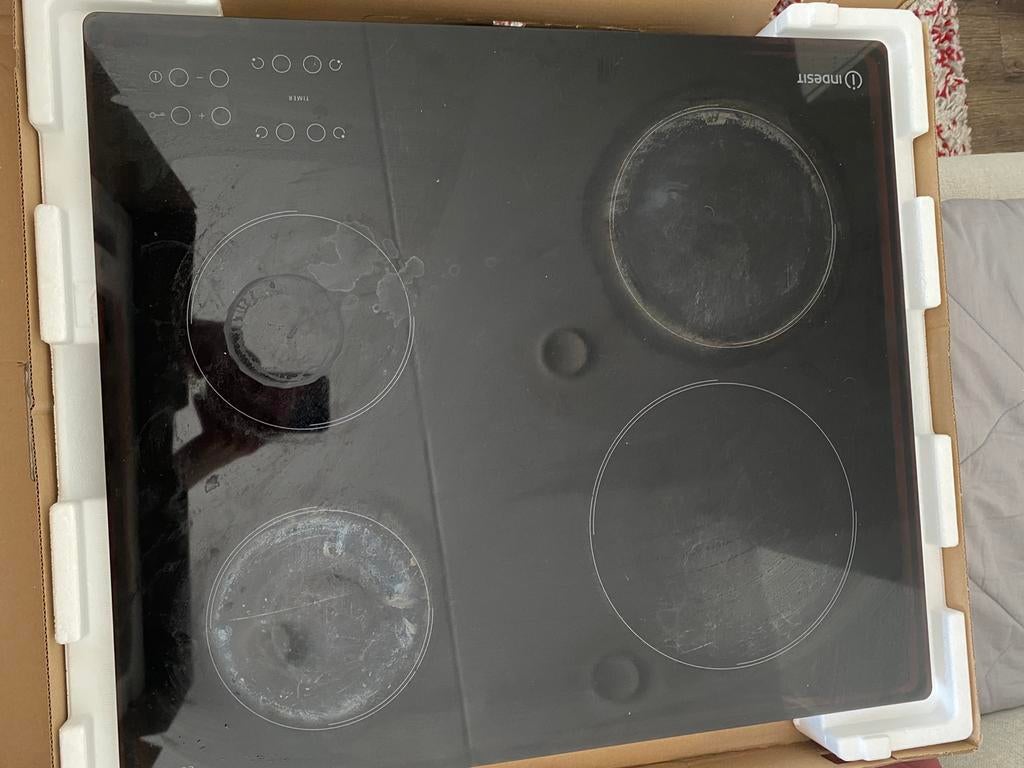 Keramische Kookplaat indesit RI 161 C, Gebruikt, Keramisch, Inbouw, 4 kookzones