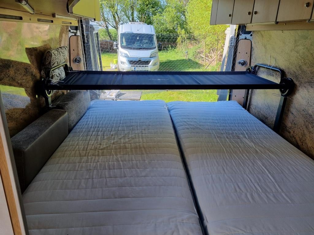 Kinderbed voor Fiat Ducato / Peugeot Boxer camper, Caravans en Kamperen, Ophalen of Verzenden, Zo goed als nieuw