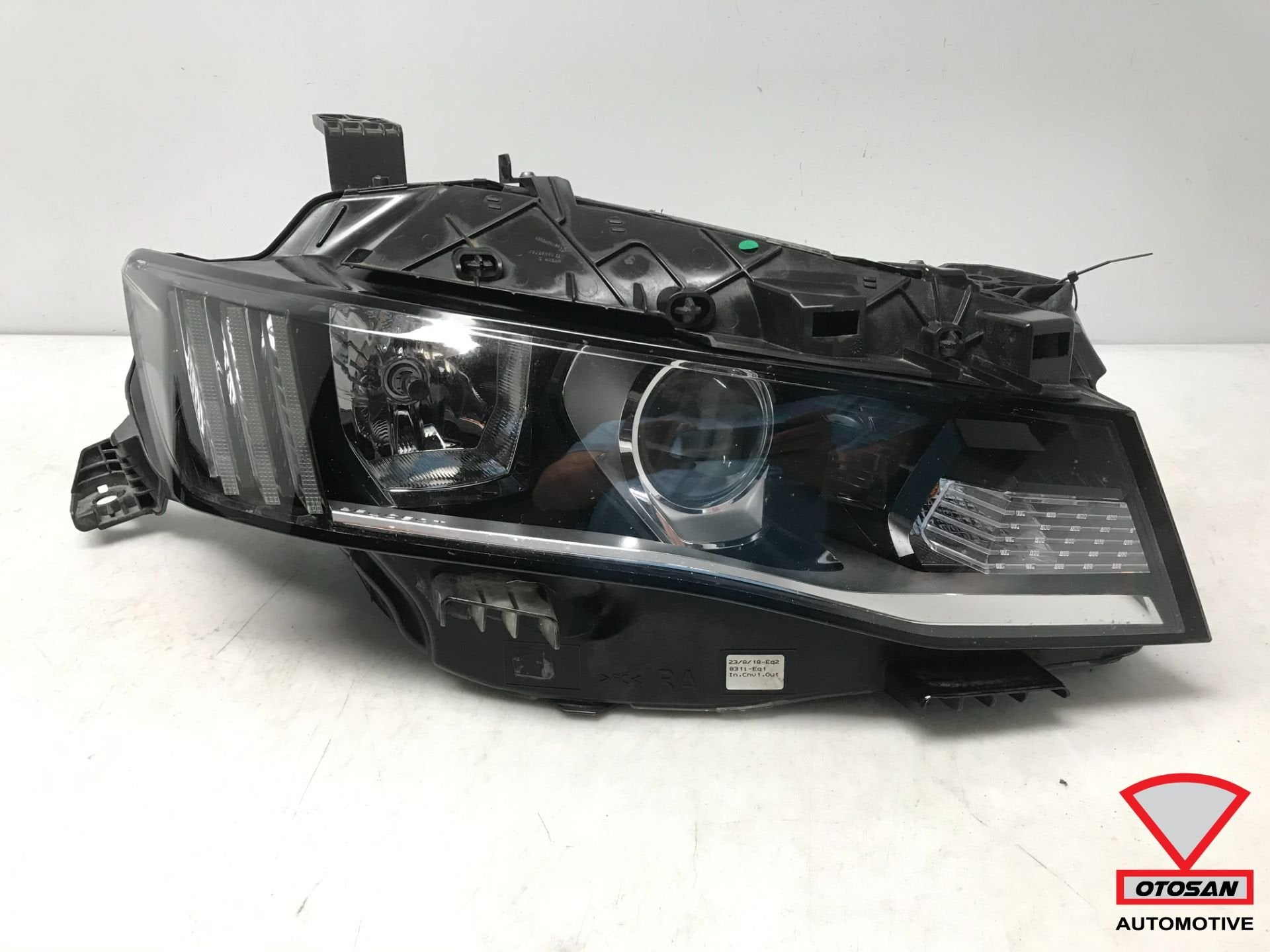 Peugeot 508 2019+ Halogeen LED Koplamp Rechts 9823144080