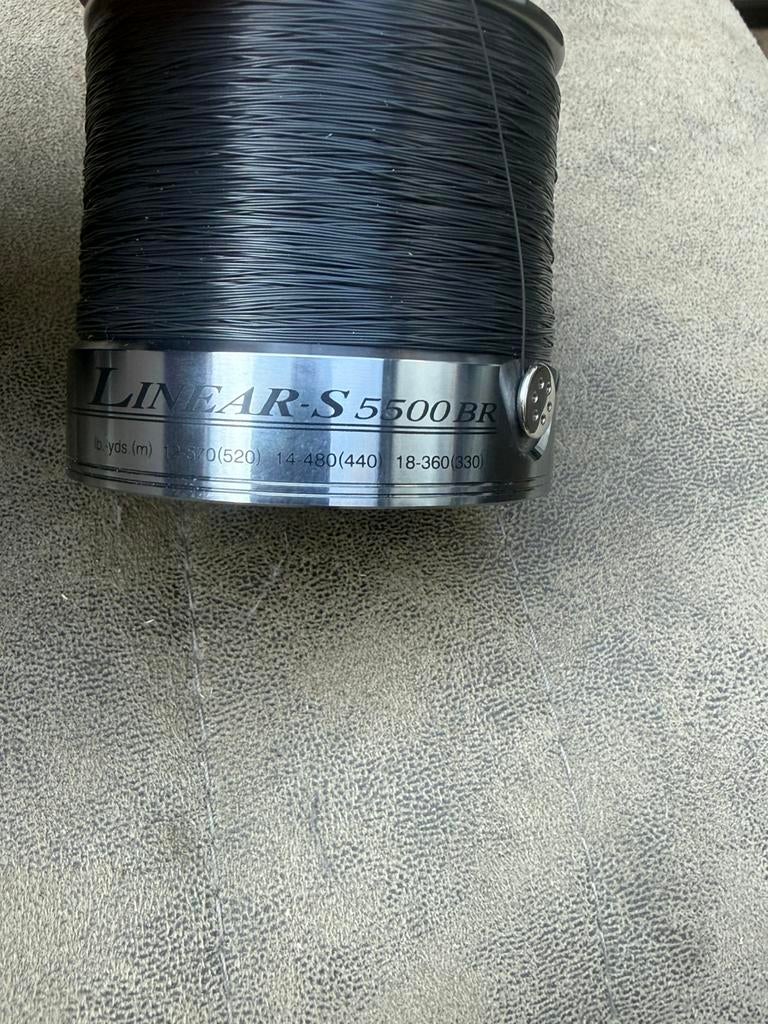 Daiwa tournament linear s 5500 br Reserve spoelen, Ophalen of Verzenden, Zo goed als nieuw, Molen