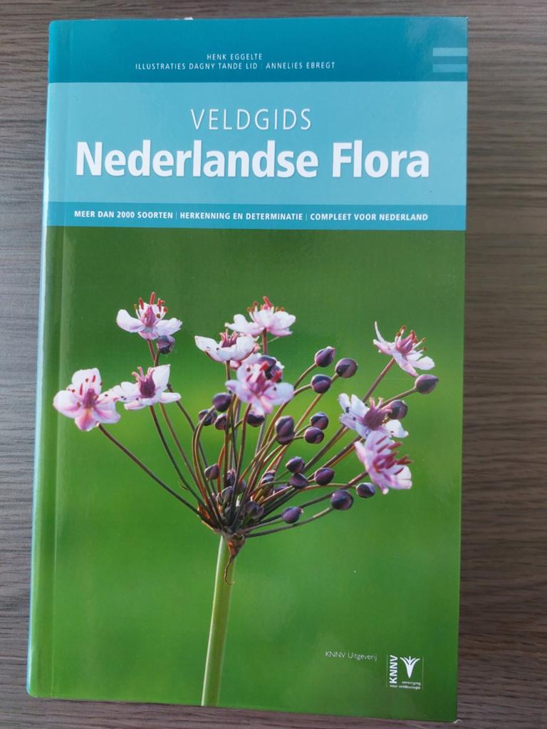 Veldgids Nederlandse Flora - Zo goed als nieuw, Boeken, Natuur, Ophalen of Verzenden, Zo goed als nieuw, Bloemen, Planten en Bomen