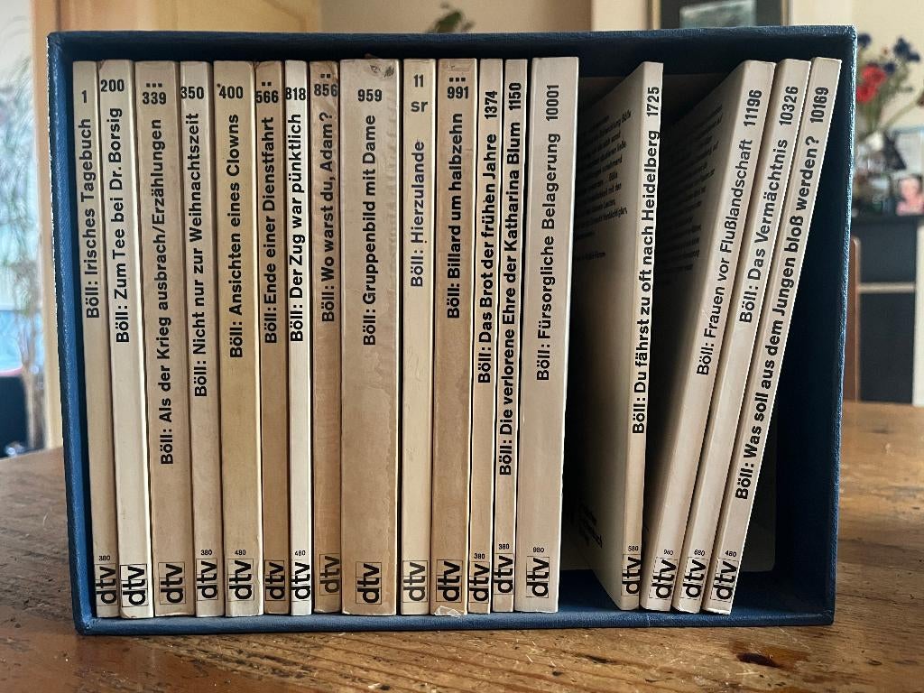 Heinrich Böll - 0.a. Gruppenbild mit Dame, Boeken, Ophalen of Verzenden, Gelezen, Heinrich Böll, Europa overig