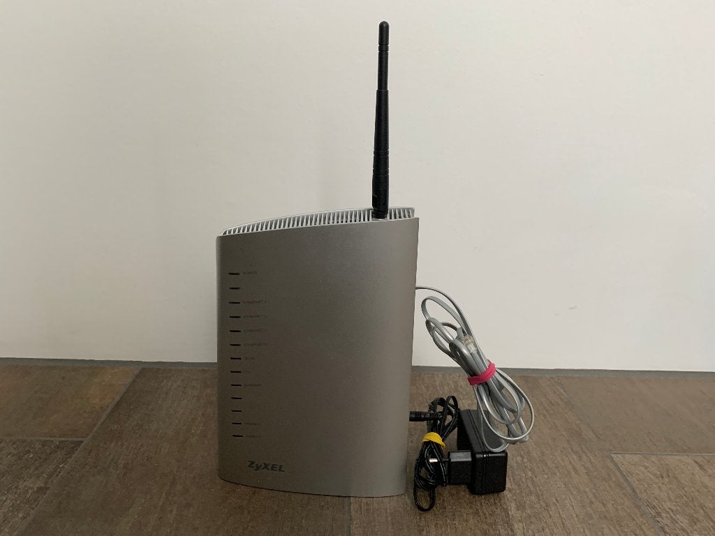 ZyXEL P-2602HW-D1A draadloze router S080Z45009107, Ophalen of Verzenden, Gebruikt