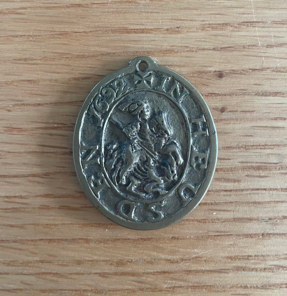 Uniek voetboogschutterij te Heusden, schutterspenning, Ophalen of Verzenden, Zo goed als nieuw