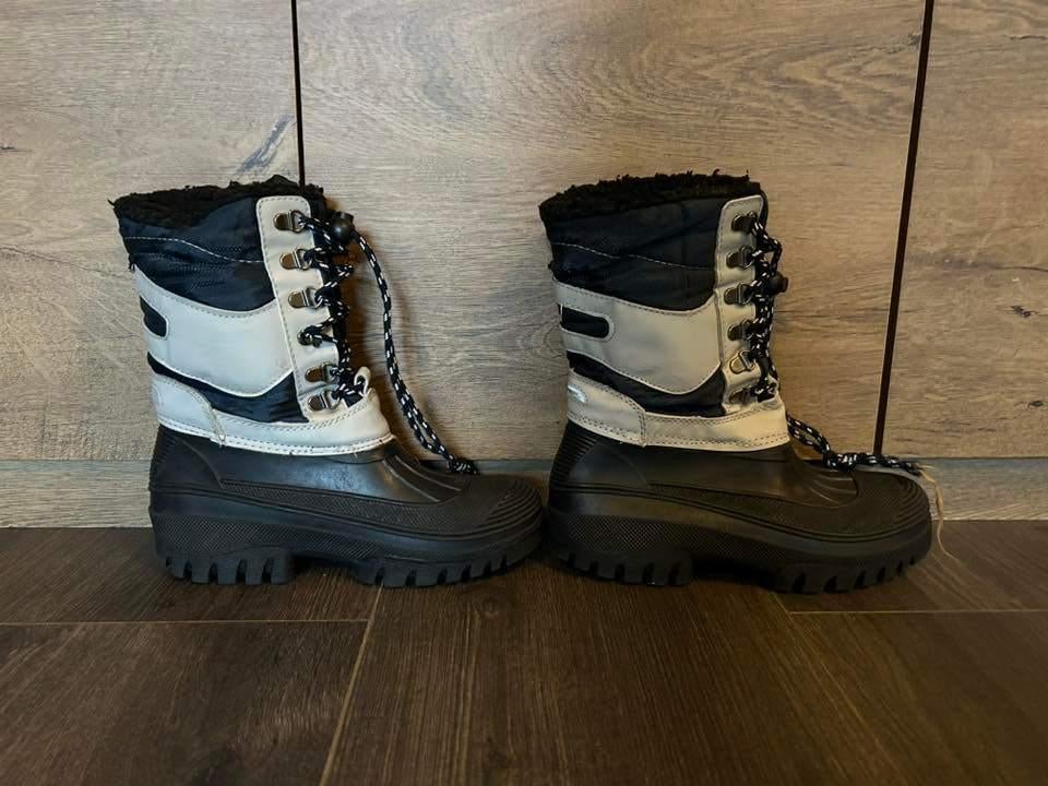 Snowbootsen - Maat: 35/ 36, Ophalen of Verzenden, Gebruikt, Jongen of Meisje