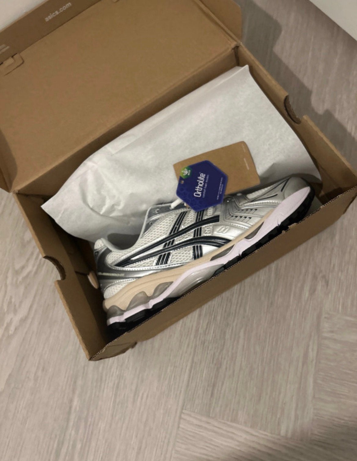 ASICS Gel-Kayano 14 White Graphite Grey, Wit, Nieuw, Ophalen of Verzenden, Sneakers of Gympen