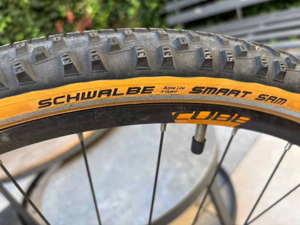Foto 16 van Cube Nature Hybrid/Crosshybride–Maat 54–Shimano Deore XT