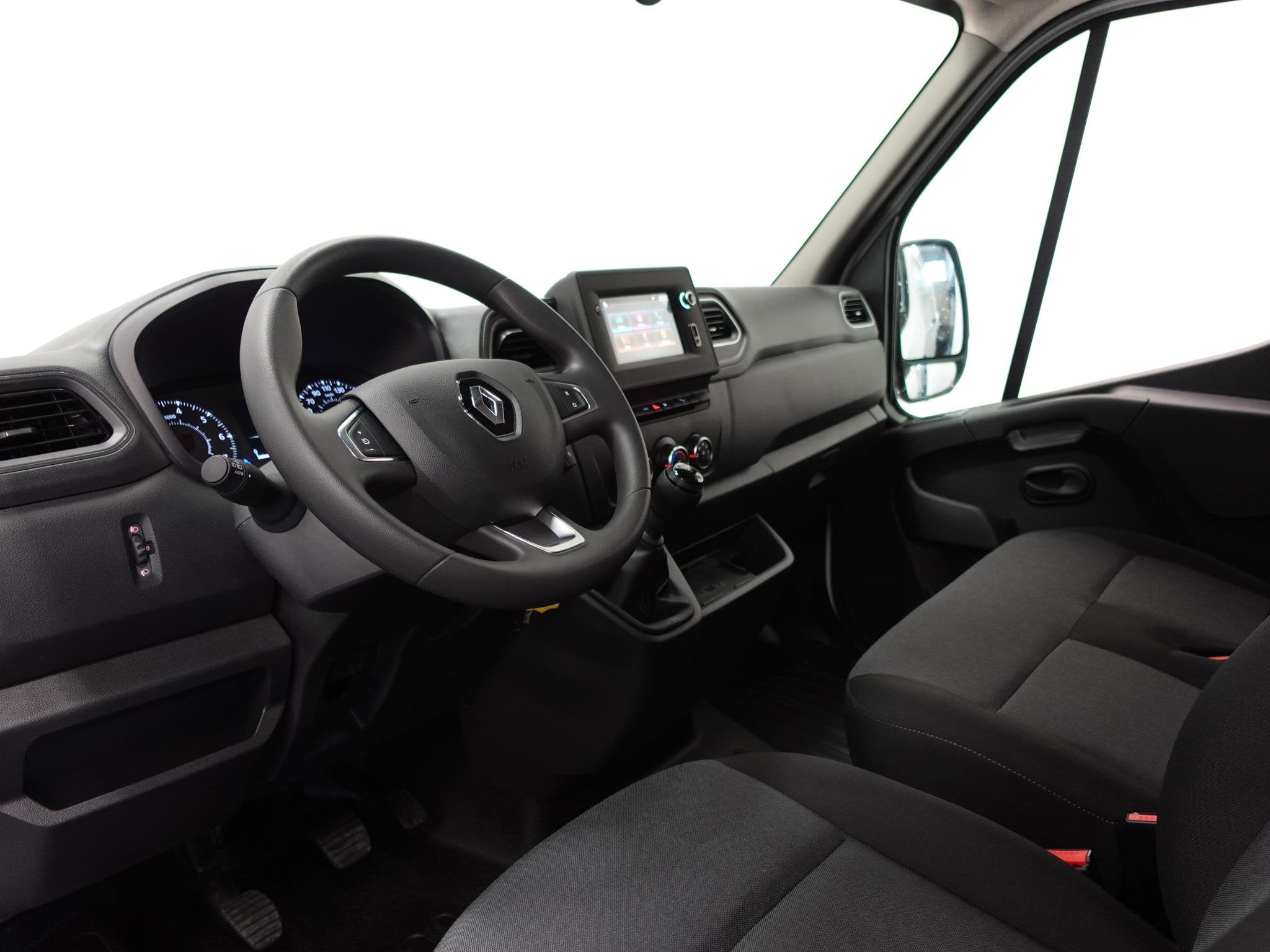 Renault Master T33 2.3 dCi 135 L2H2 BPM VRIJ! Airco Cruise c, Voorwielaandrijving, Gebruikt, 4 cilinders, Renault