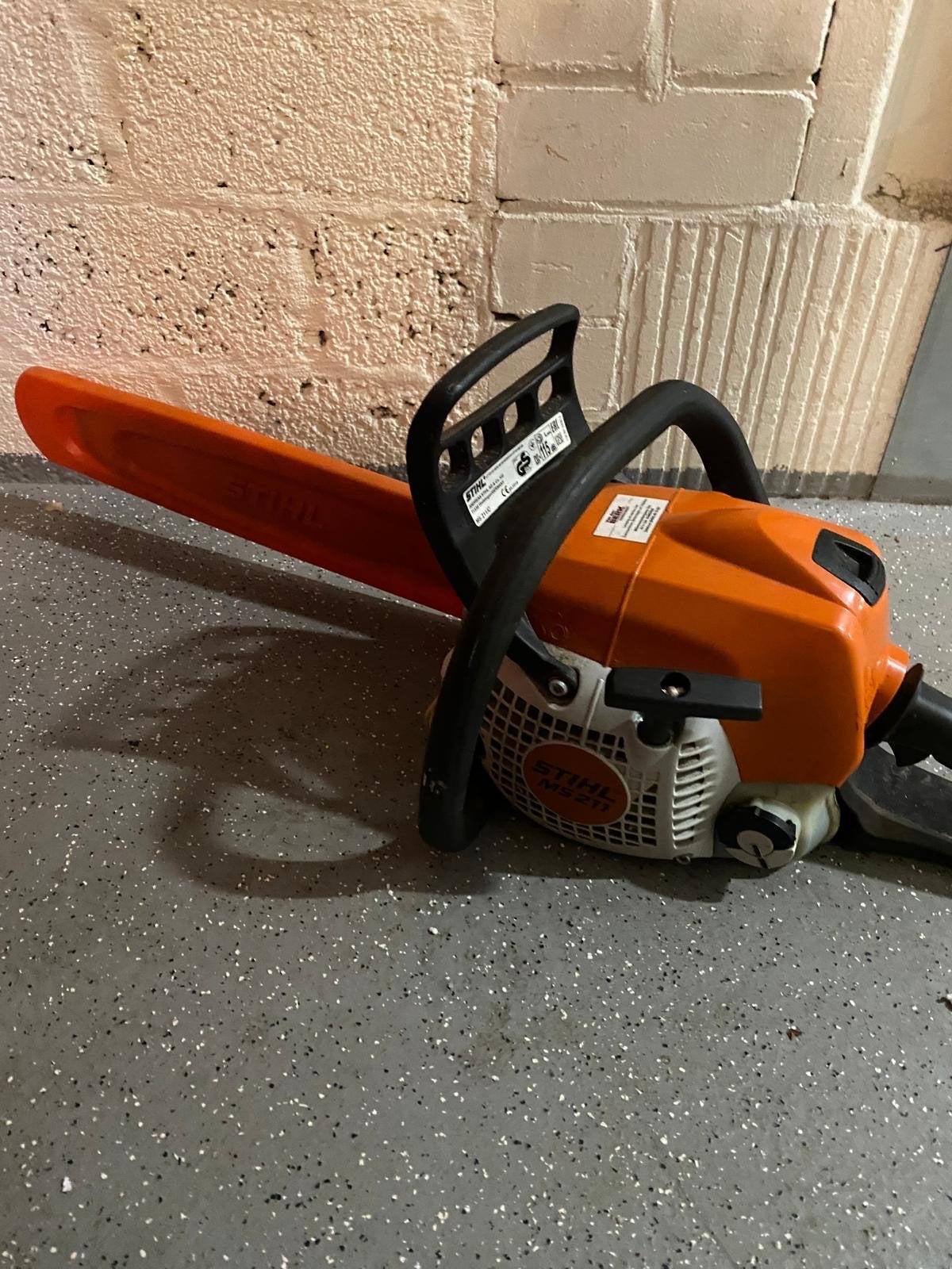 Stihl MS 211 Kettingzaag - Krachtige en Betrouwbare Zaag, Gebruikt, 70 mm of meer, Kettingzaag, Ophalen of Verzenden