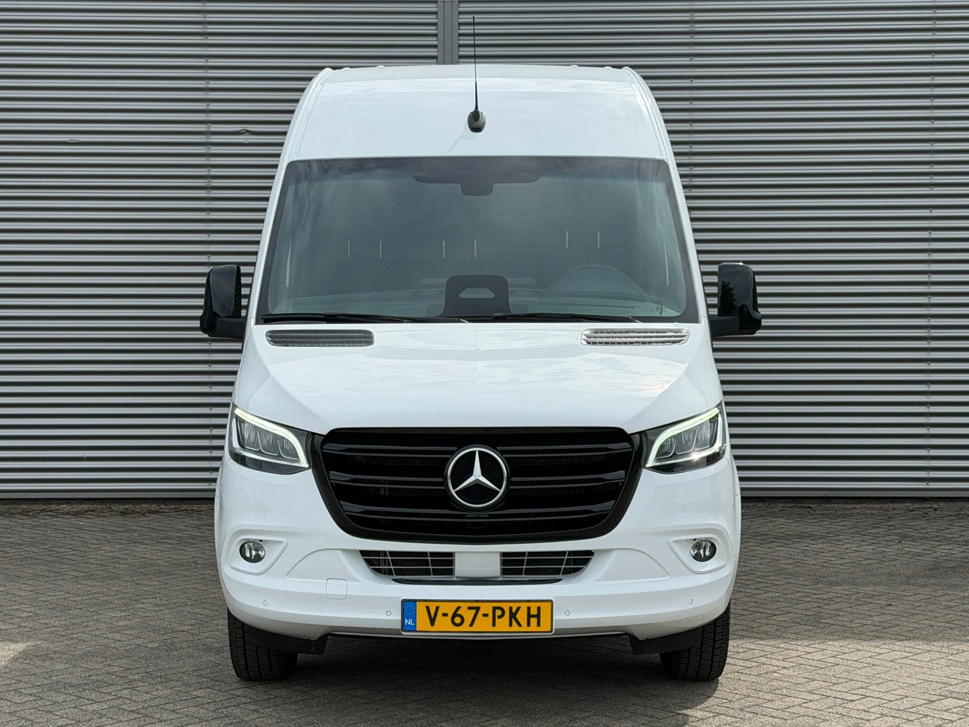 Mercedes-Benz SPRINTER 317 L2H2 RWD Facelift Aut/ LED/ Groot, Automaat, Gebruikt, 4 cilinders, 2000 kg