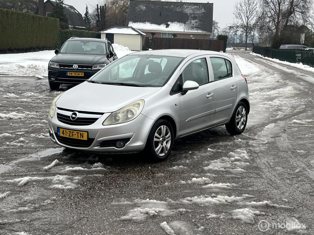Opel Corsa 1.3 CDTi Cosmo, Voorwielaandrijving, Gebruikt, 4 cilinders, 1165 kg