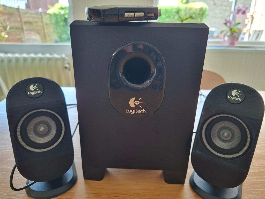 Logitech X-210 2.1 Luidsprekerset met Subwoofer, Ophalen of Verzenden, Gebruikt, Audiokanaal 2.1, Logitech