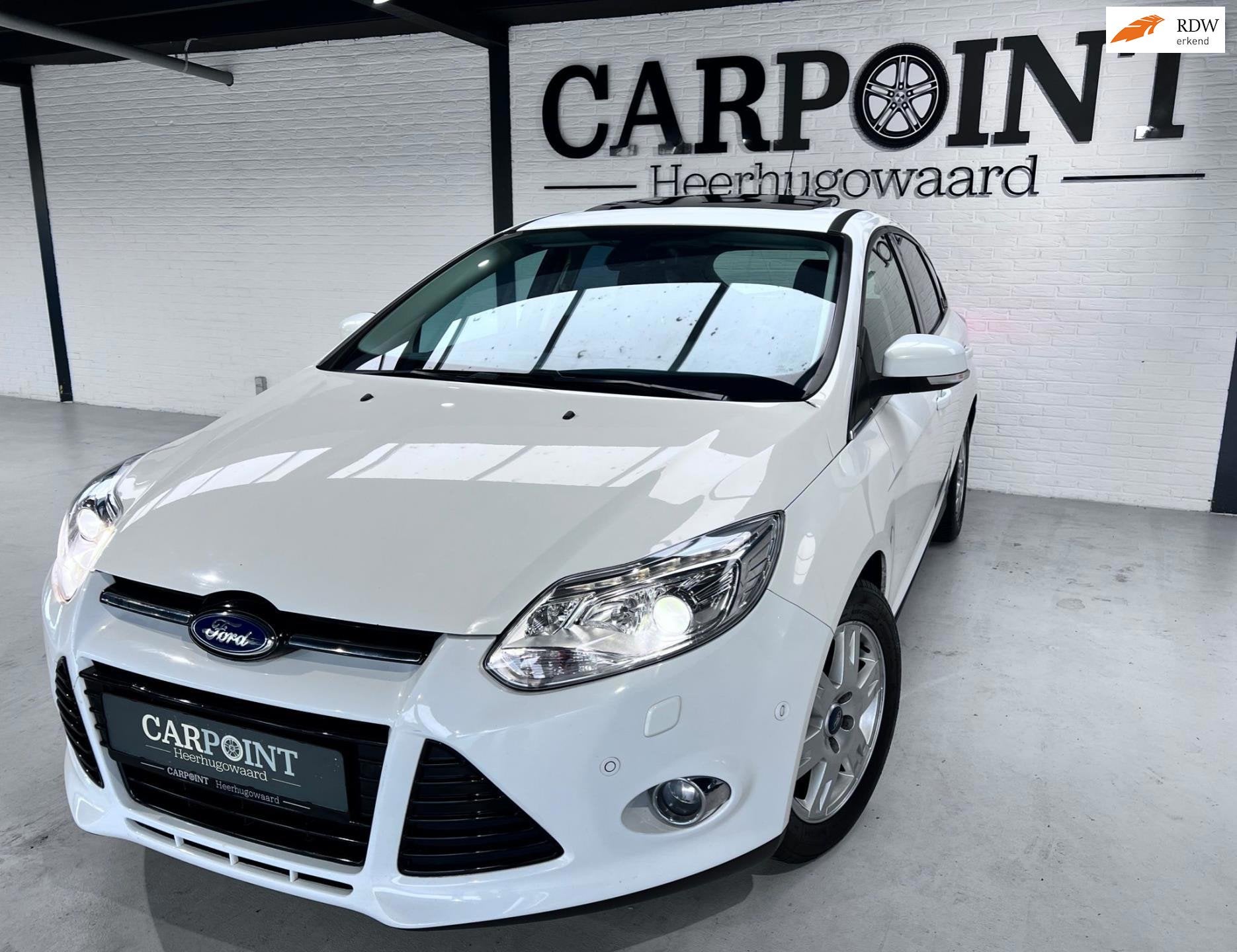 Ford Focus 1.0 EcoBoost Titanium 125PK 2013 Schuifdak Navi X, Auto's, 125 pk, Wit, Origineel Nederlands, Bedrijf