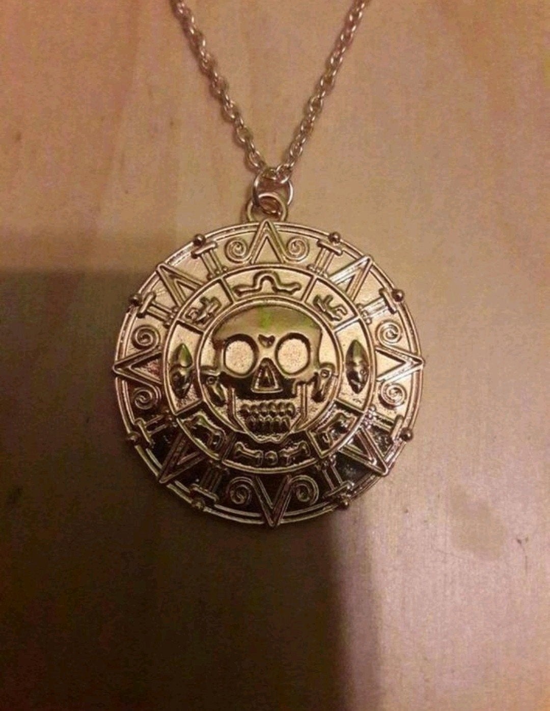 Pirates of the Caribbean Medaillon Ketting, Ophalen of Verzenden, Nieuw, Film, Beeldje, Replica of Model