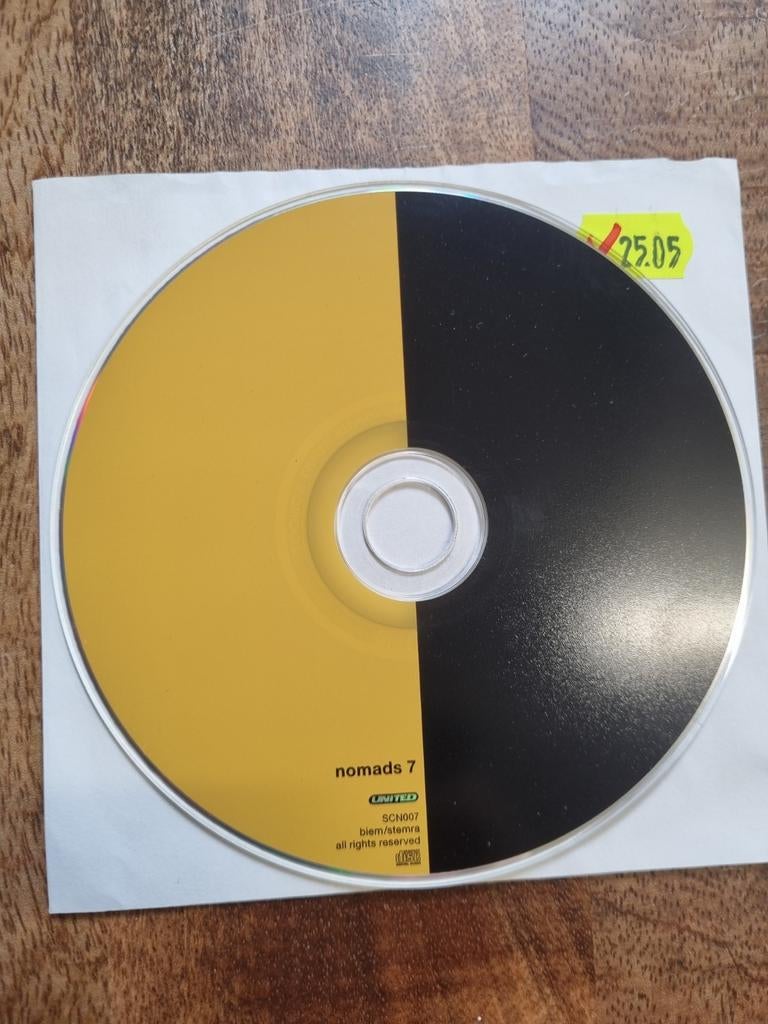 Cd Supperclub Presents Nomads 7

Alleen cd nr666, Cd's en Dvd's, Ophalen of Verzenden, Zo goed als nieuw
