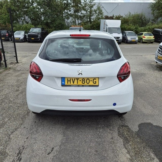 Peugeot 208 1.2 PureTech Like, Auto's, Voorwielaandrijving, 450 kg, Euro 6, 1199 cc