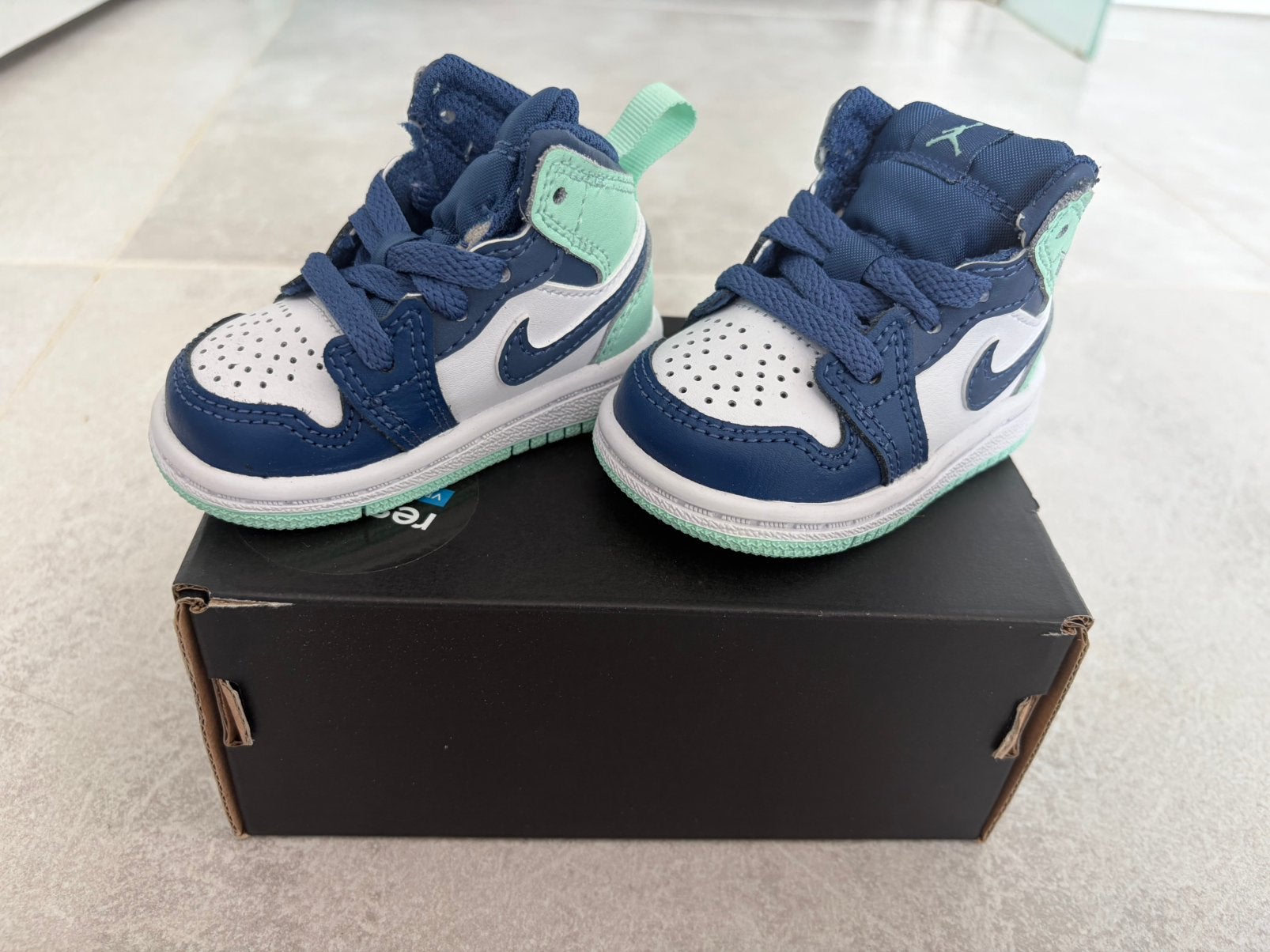 Jordan 1 Mid Mystic Navy sneakers, Schoentjes, Jongetje of Meisje, Nieuw, Ophalen of Verzenden
