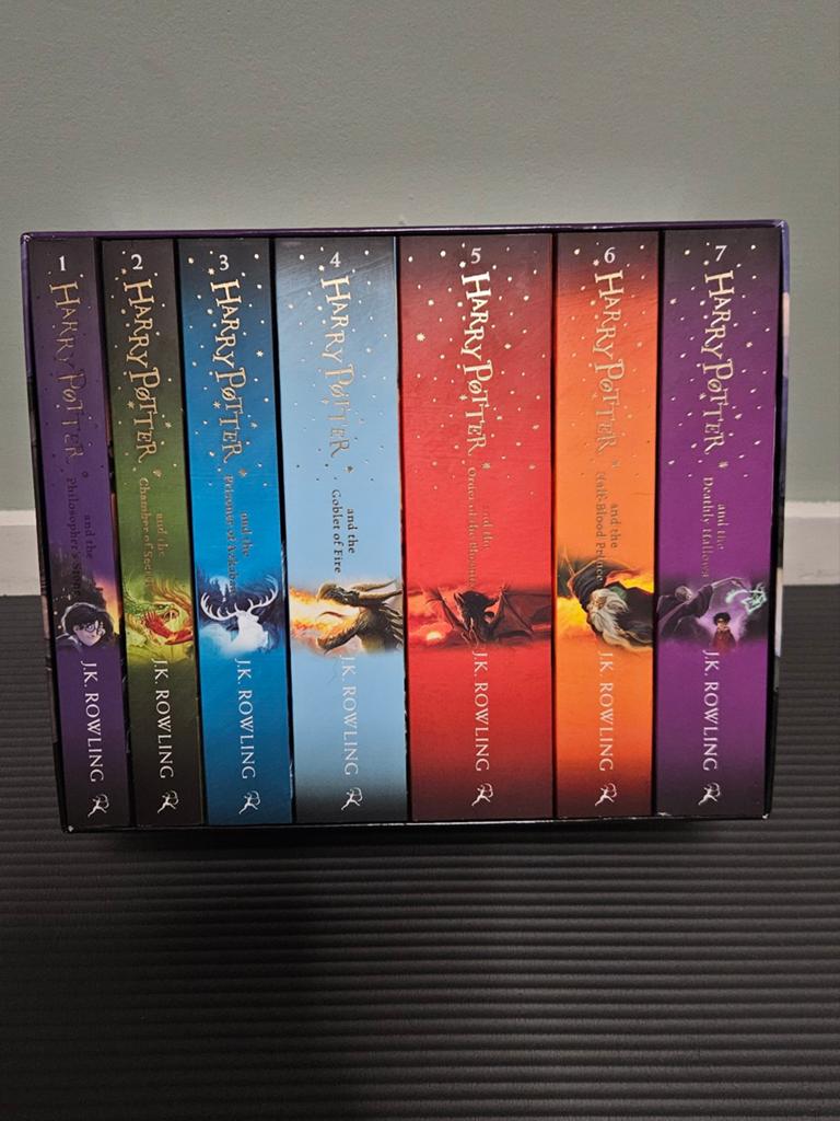 Harry Potter complete boxset (Engels), Boeken, Fantasy, Zo goed als nieuw, Ophalen
