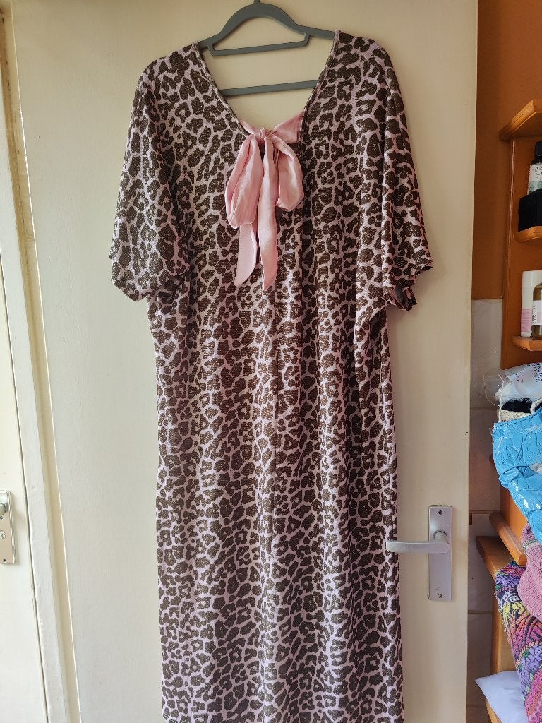 made in italy nieuwe stretch  jurk one size tot maat 44, Bruin, Verzenden, Maat 42/44 (L), Nieuw