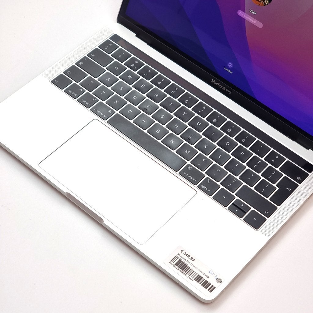 Macbook Pro 13 Inch 2019 i5 8GB 256GB Zilver, Apple, Zo goed als nieuw, Support@apple.com, One Apple Park Way
Cupertino, CA 95014
United States