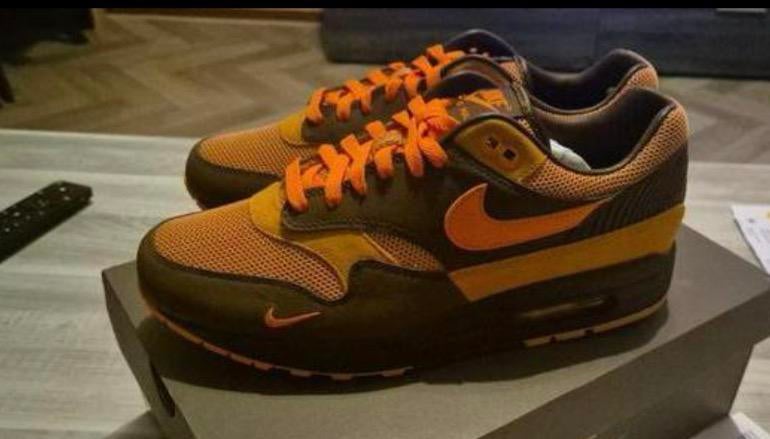 Air max 1 kingsday 41&45.5, Ophalen, Zo goed als nieuw, Overige kleuren