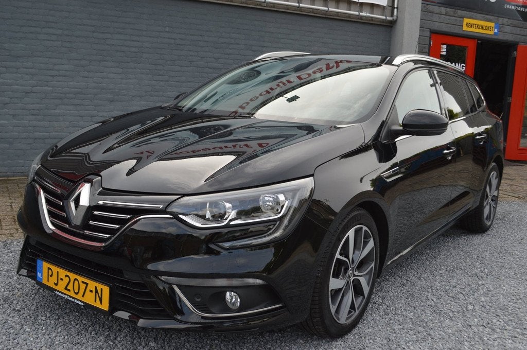 Renault Mégane Estate 1.2 TCe Bose Automaat Airco Leer Navi, Auto's, Gebruikt, Euro 6, 4 cilinders, Leder en Stof