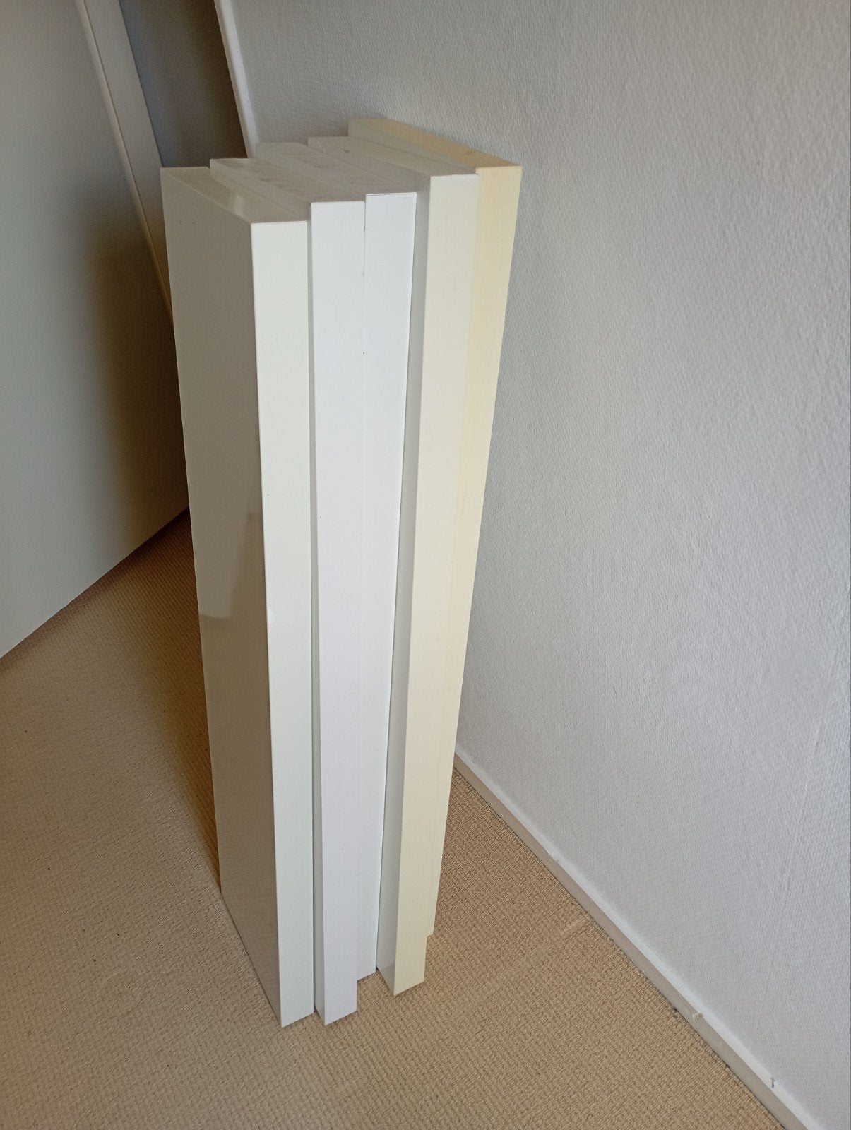 Ikea lack zwevende plank 110x26 gratis, Doe-het-zelf en Verbouw, Plinten en Afwerking, Ophalen, Gebruikt, Mdf, Plinten