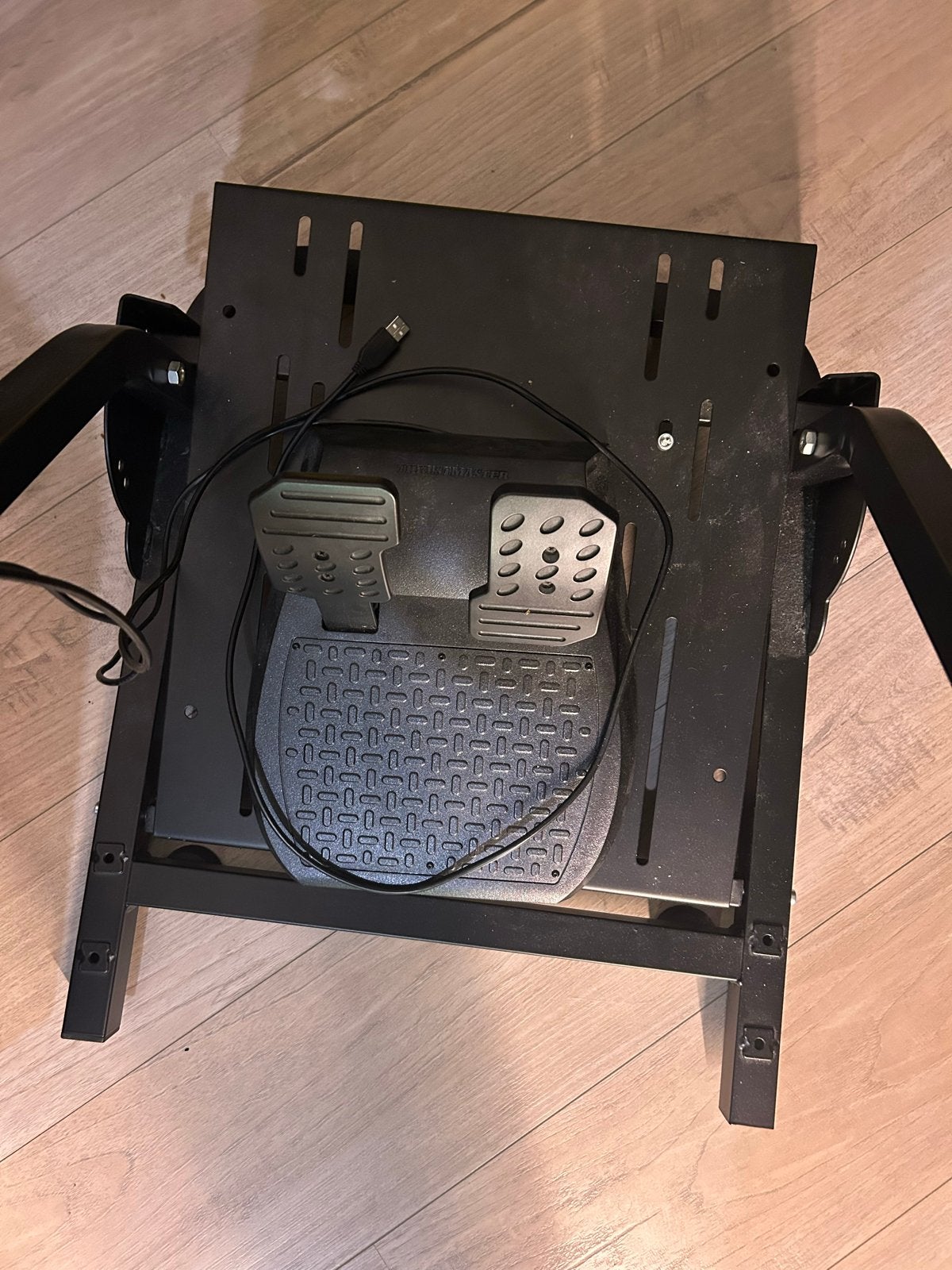 Thrustmaster racestuur met standaard voor PlayStation, Spelcomputers en Games, Ophalen, Zo goed als nieuw, Stuur of Pedalen, PlayStation 1