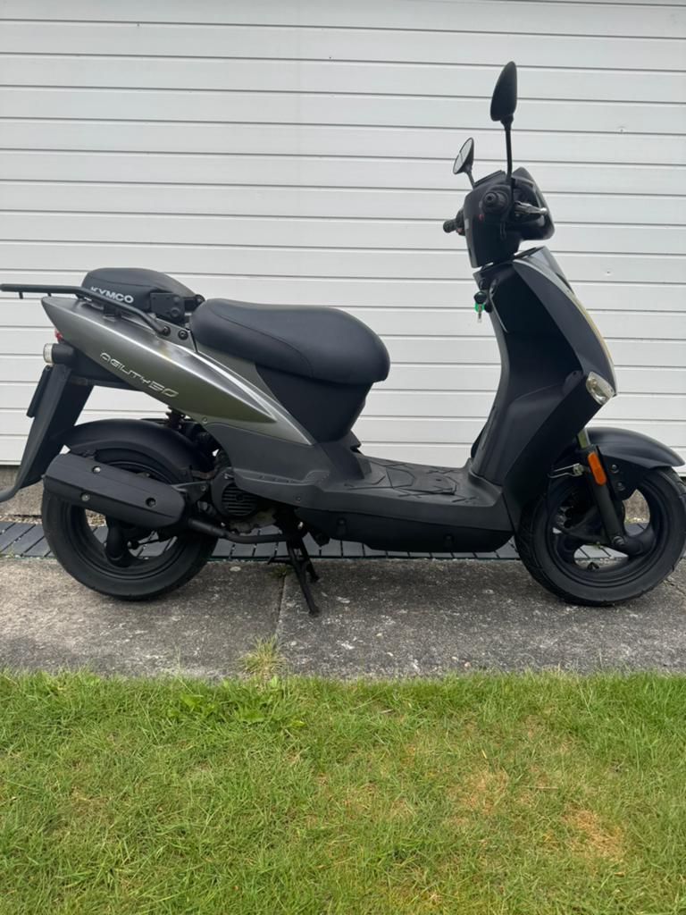 Nette scooter, Fietsen en Brommers, Scooters | Kymco, Zo goed als nieuw, Overige modellen, Benzine, Ophalen