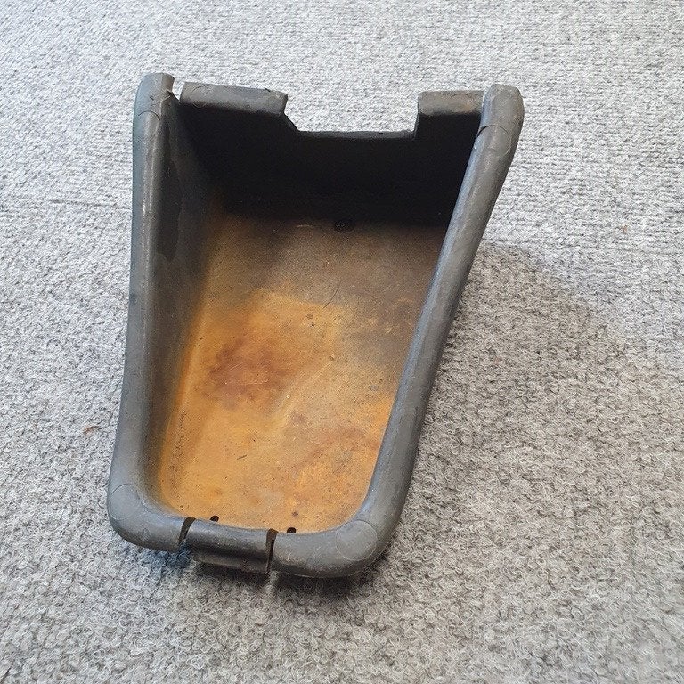 Gereedschap accu bakje Aprilia SR50 | SR 50 treeplank kap, Ophalen of Verzenden, Gebruikt, Kap, Aprilia