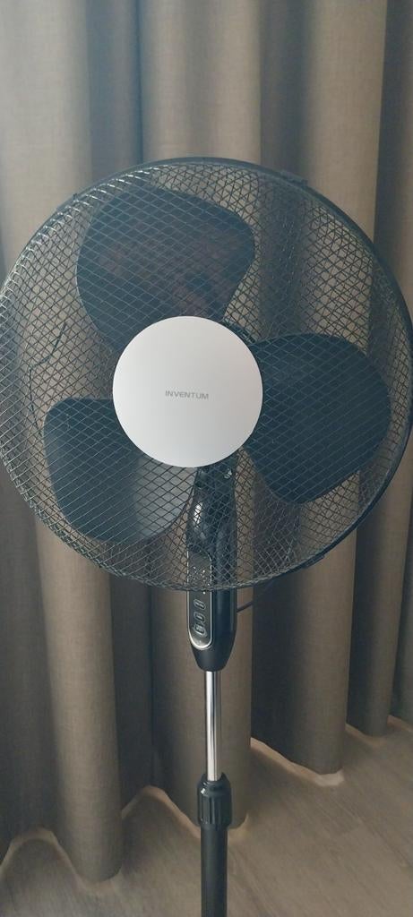 Inventum staande ventilator, zwart, Witgoed en Apparatuur, Ventilatoren, Ophalen, Gebruikt, Statiefventilator