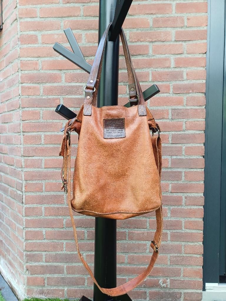 Legend cognac leer grote baggy schoudertas, Overige merken, Bruin, Ophalen of Verzenden, Zo goed als nieuw
