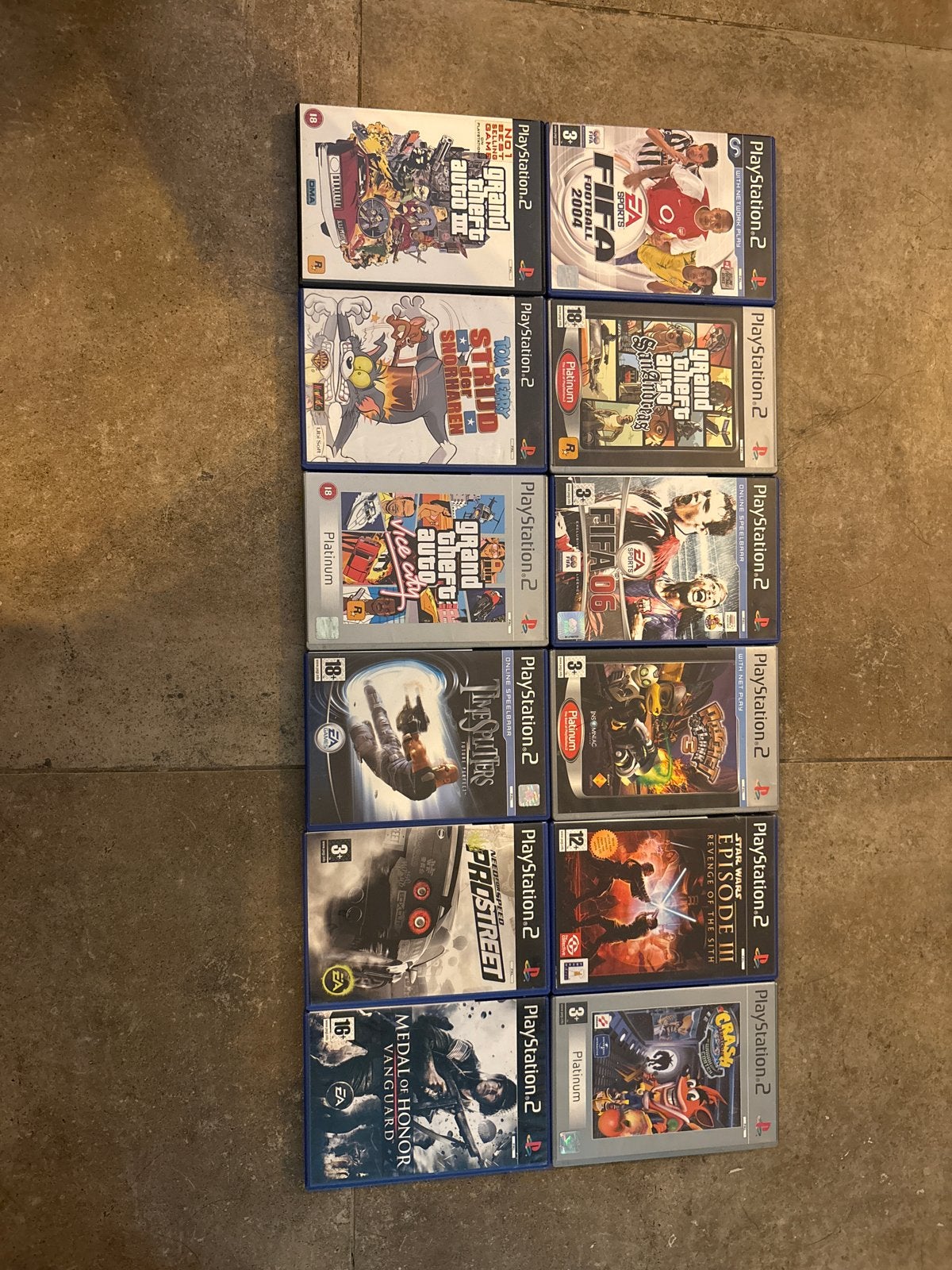 PS2 Spellen Bundel: FIFA, GTA, Ratchet & Clank, Star Wars, Spelcomputers en Games, Gebruikt, Vanaf 18 jaar, Overige genres, 2 spelers