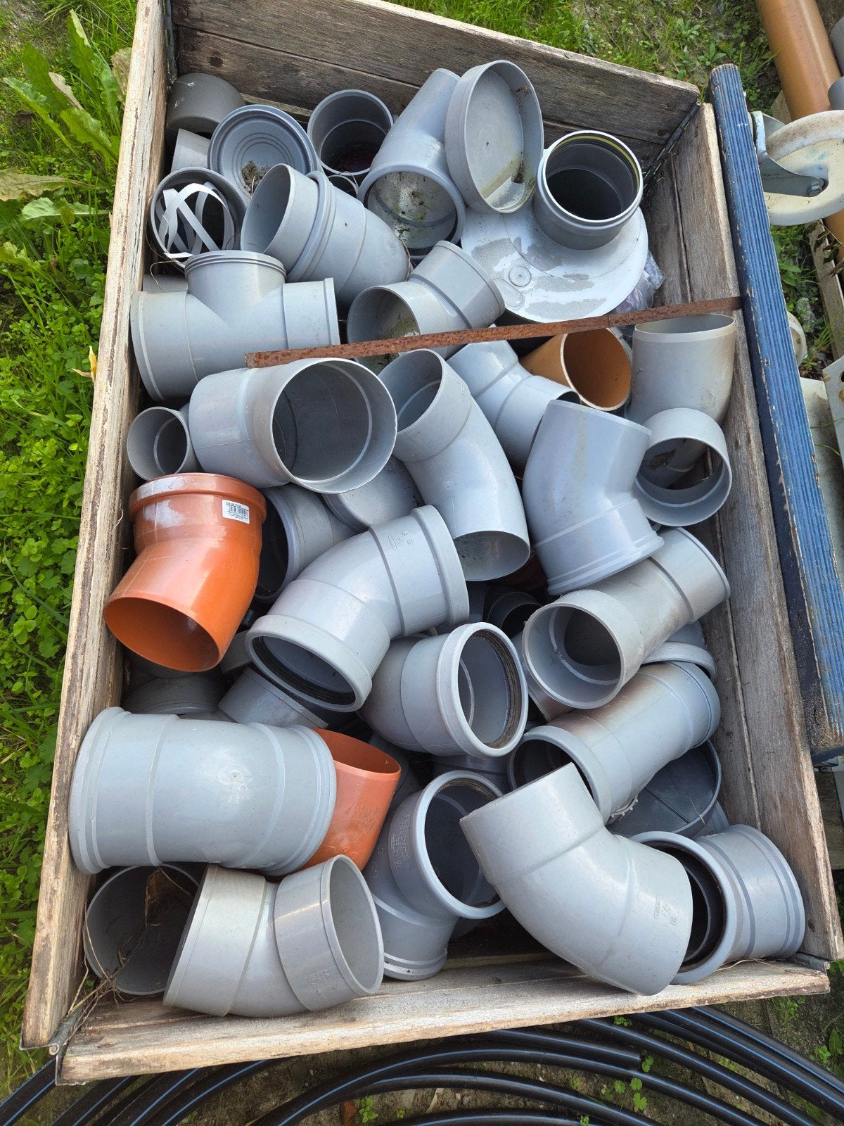 Volle krat pvc hulpstukken, Ophalen, Bochten, Pvc, Minder dan 2 meter
