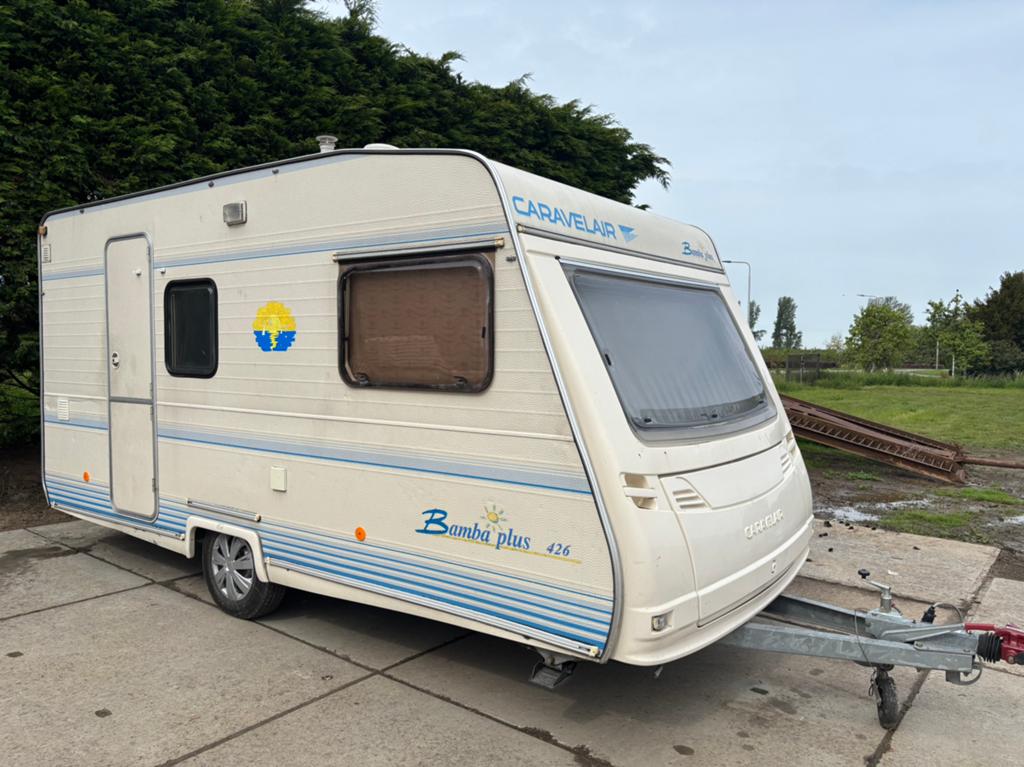 Caravelair Bamba Plus 426, 750 - 1000 kg, Particulier, 4 tot 5 meter, Caravelair
