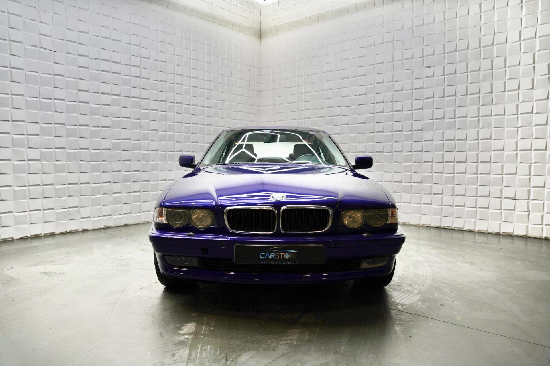 BMW 7-serie 735i Executive High-Line, 238 pk, Achterwielaandrijving, Gebruikt, 8 cilinders