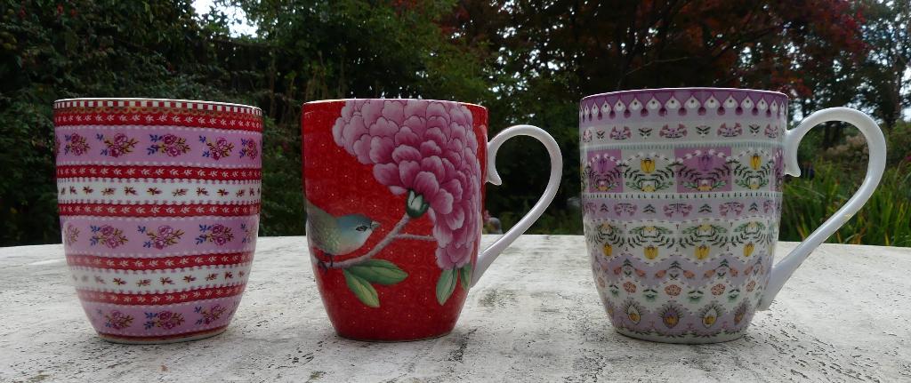Studio PIP Thee / Choco / Koffie Mokken Eierdoppen, Nieuw, Ophalen of Verzenden, Wedgwood, Kop(pen) en/of Schotel(s)