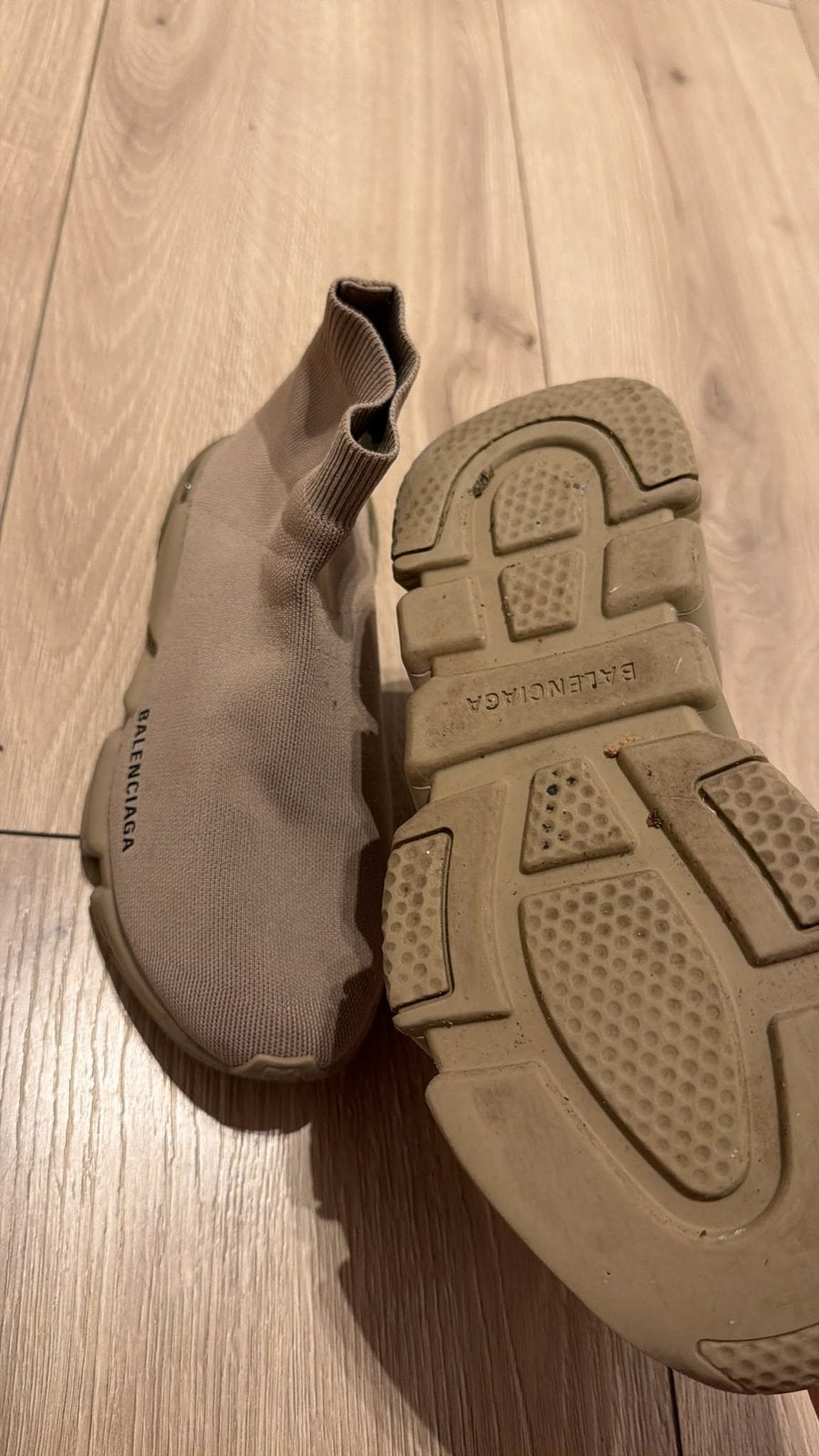 Balenciaga sokschoenen, Beige, Ophalen of Verzenden, Sneakers of Gympen, Zo goed als nieuw