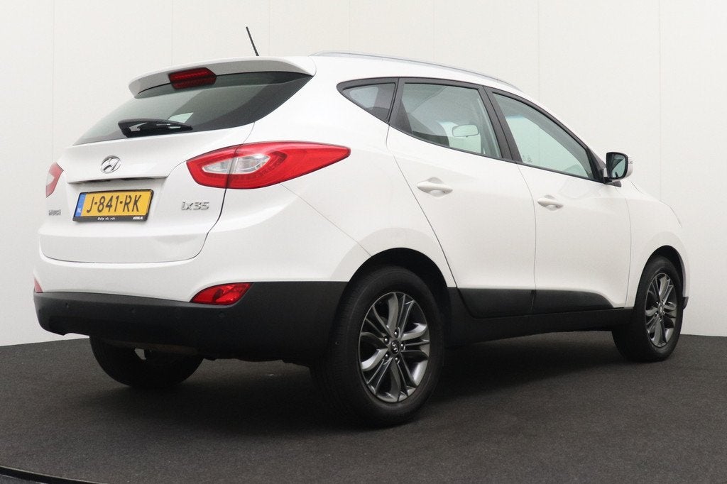 Hyundai ix35 1.6 GDI 135 PK i-Vision ParkAssist Stoelverwarm, Voorwielaandrijving, Euro 5, 4 cilinders, Wit