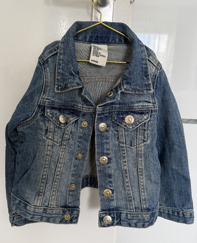 Denim/spijker jas H&M, Kinderen en Baby's, Kinderkleding | Maat 92, Meisje, H&M, Ophalen of Verzenden, Zo goed als nieuw
