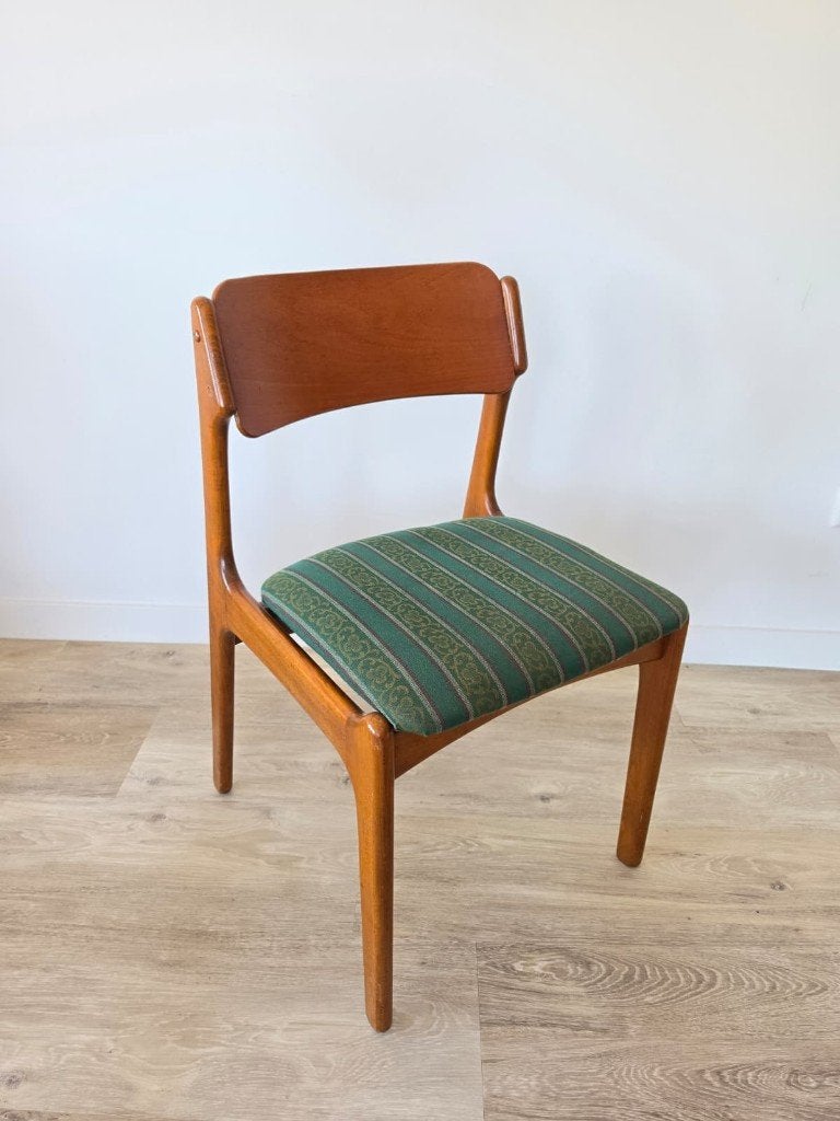 Vintage Deense stoel uit de jaren 50 of jaren 60., Huis en Inrichting, Stoelen, Ophalen, Gebruikt, Bruin, Mid Century