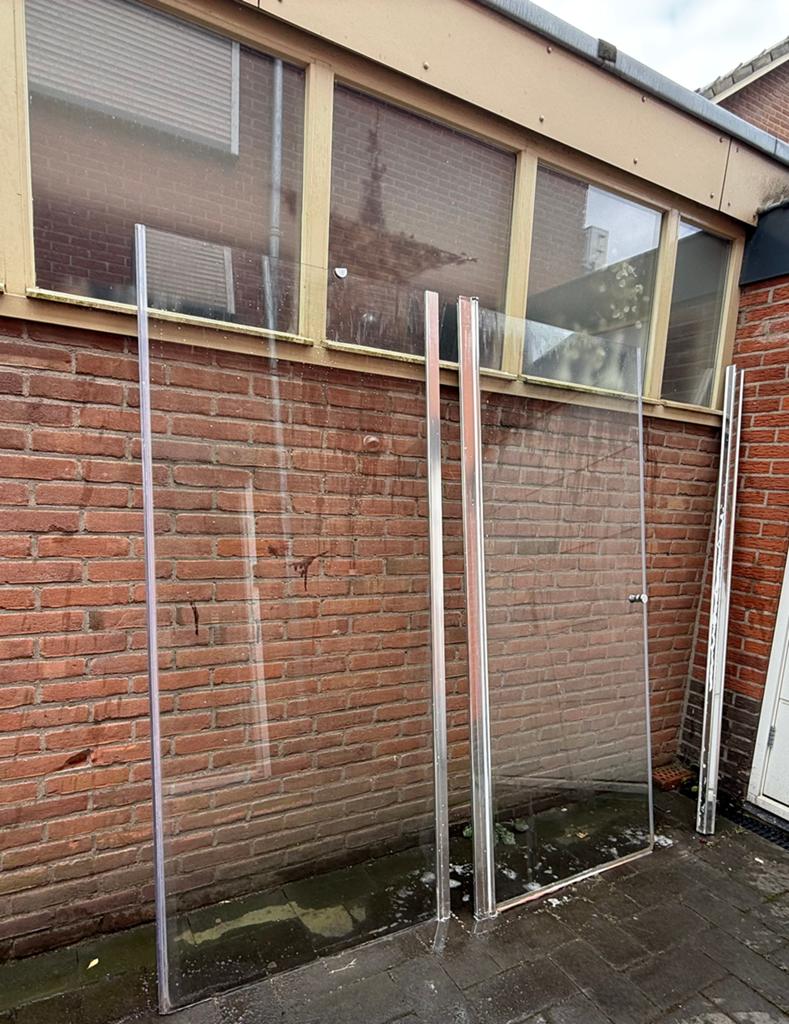 Douchecabine, Ophalen, Gebruikt