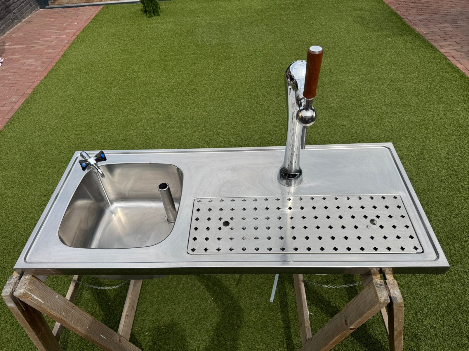 Lekblad met spoelbak,biertap, thuistap, mancave, bar, Witgoed en Apparatuur, Thuistaps, Ophalen, Zo goed als nieuw