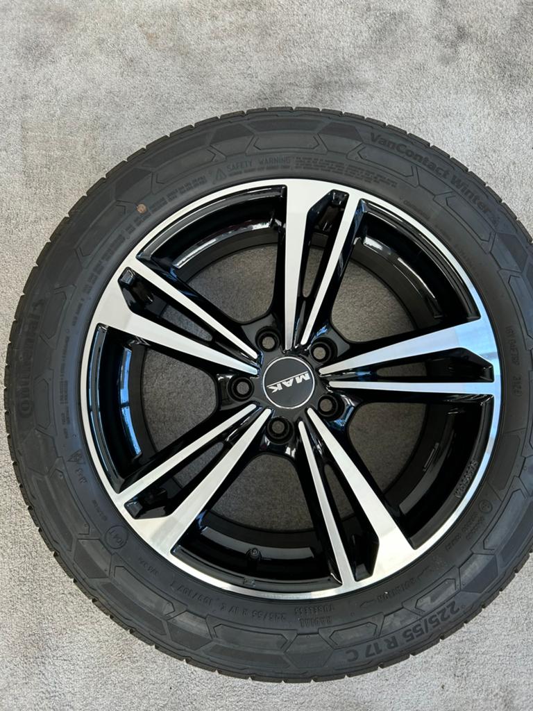 Continental VanContact Winterbanden op MAK velgen 225/55 R17, Ophalen, Gebruikt, Banden en Velgen, 17 inch